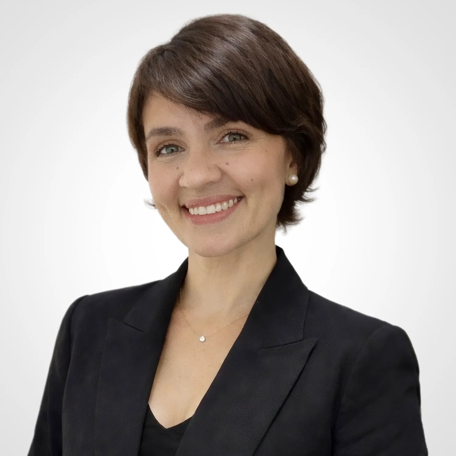 Johanna Zayas, founder of Zacosta Bookkeeping, in a professional headshot.